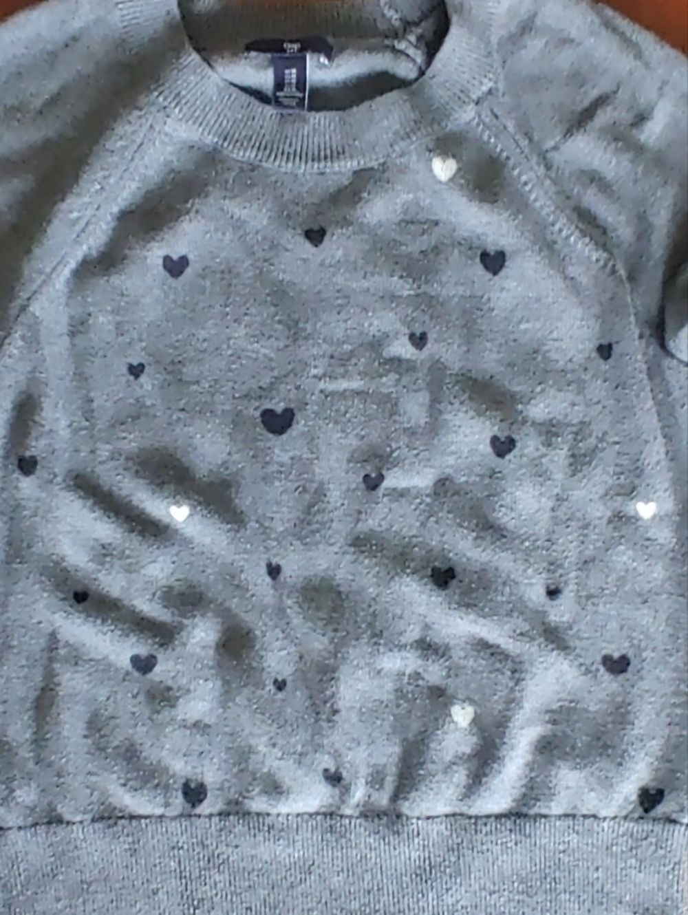 GAP Women's Gray Crewneck Sweater with Heart Detail (380)